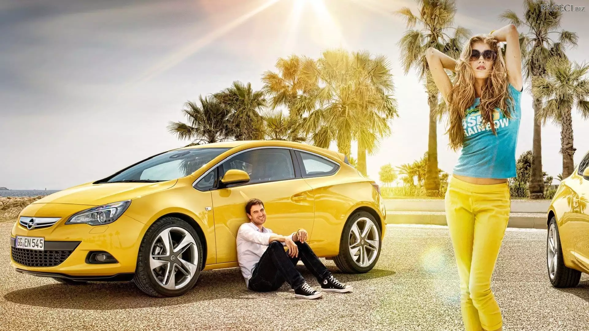 Palmy, Mężczyzna, Opel Astra GTC, Samochód, Kobieta